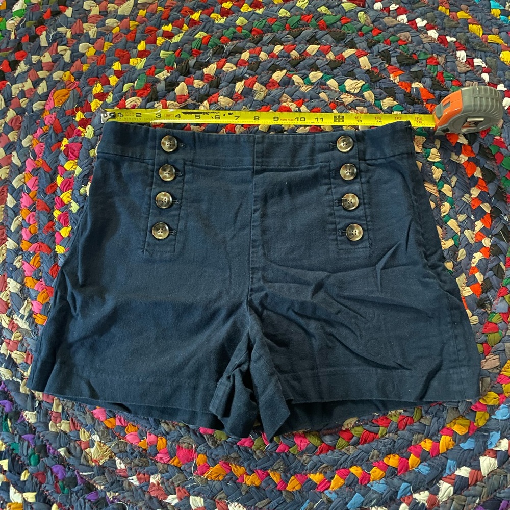 Navy Button-Front Women Shorts sz 6 LOFT